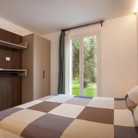 Apartment Manzoni 3 *